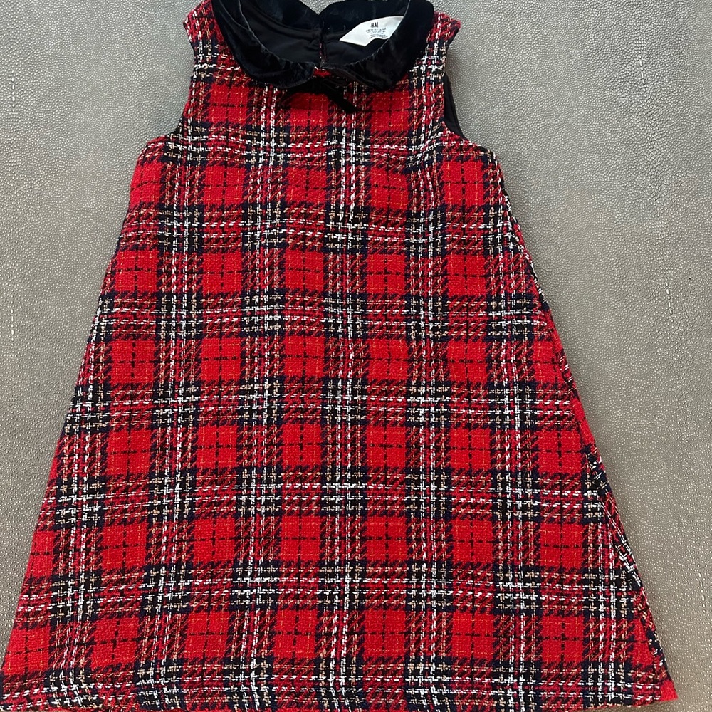 H&M adorable holiday dress
